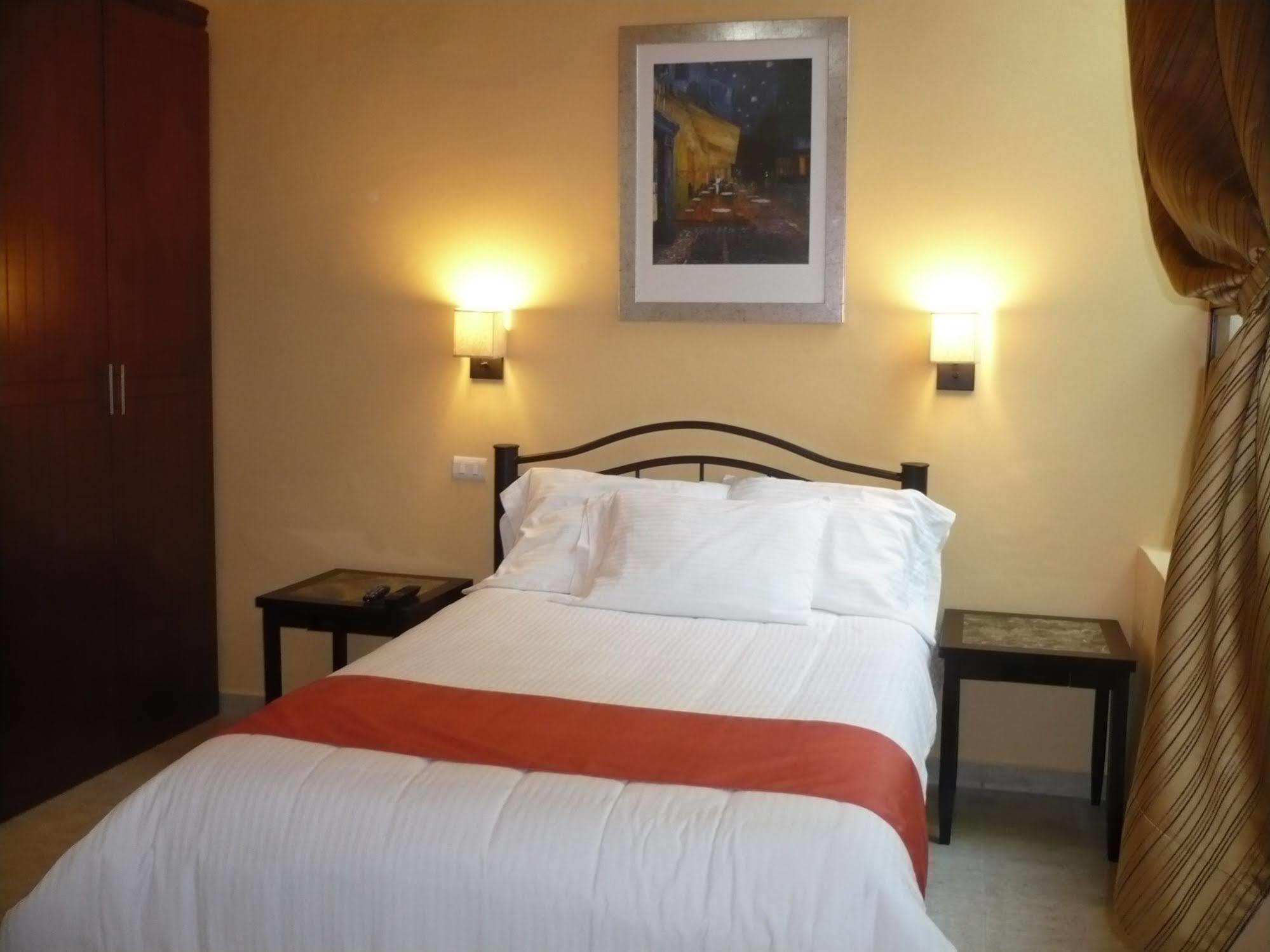 Hotel Del Capitan De Puebla - Vitrales Ngoại thất bức ảnh